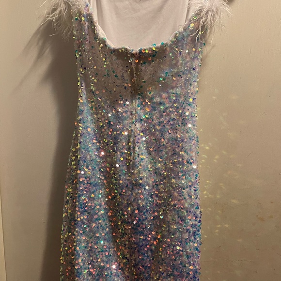 White strapless dress - Picture 3 of 4